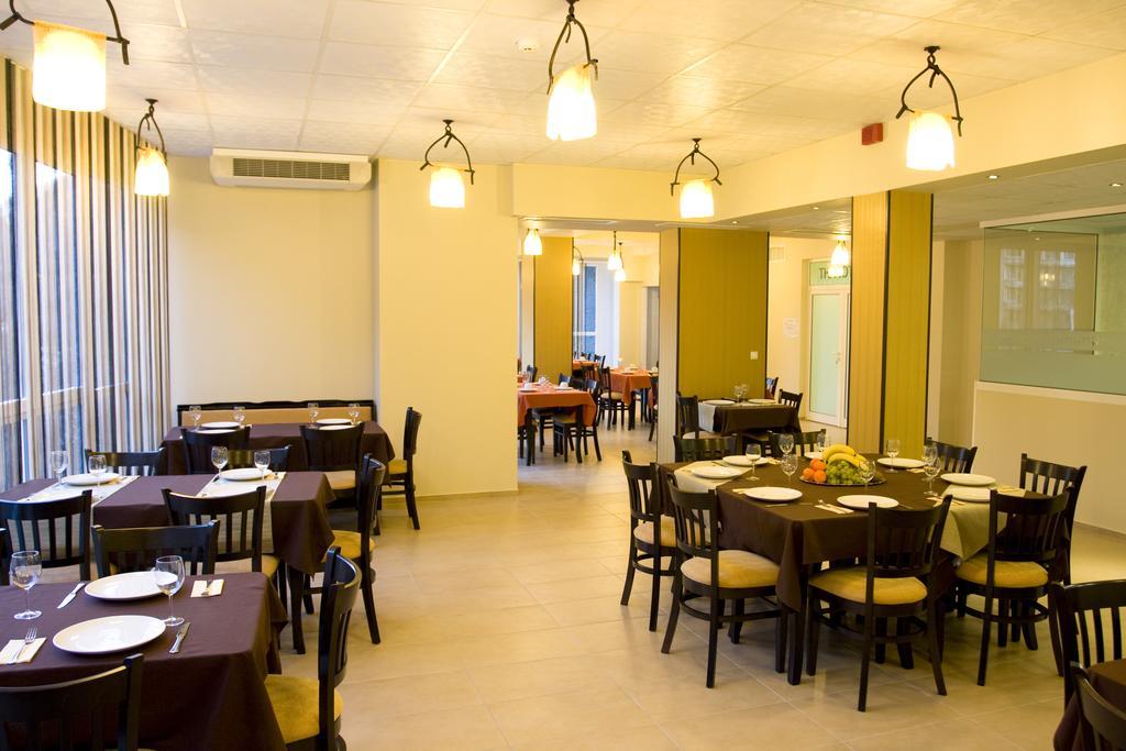 Balneo Comlex Medica Narechen Hotel Narechenski Bani Exterior photo